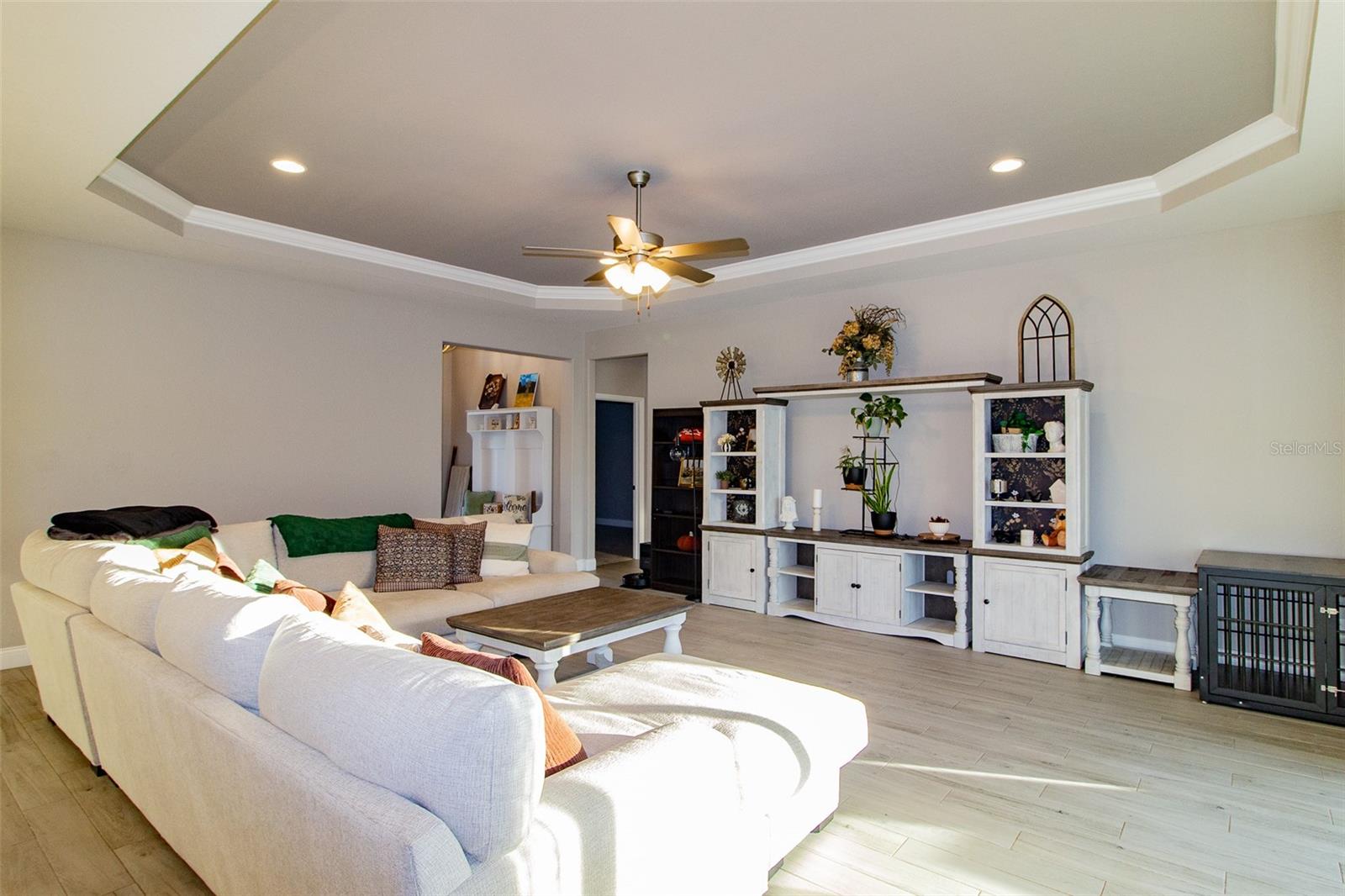 Image 10 of 49 For 5023 Ridgefield Lane