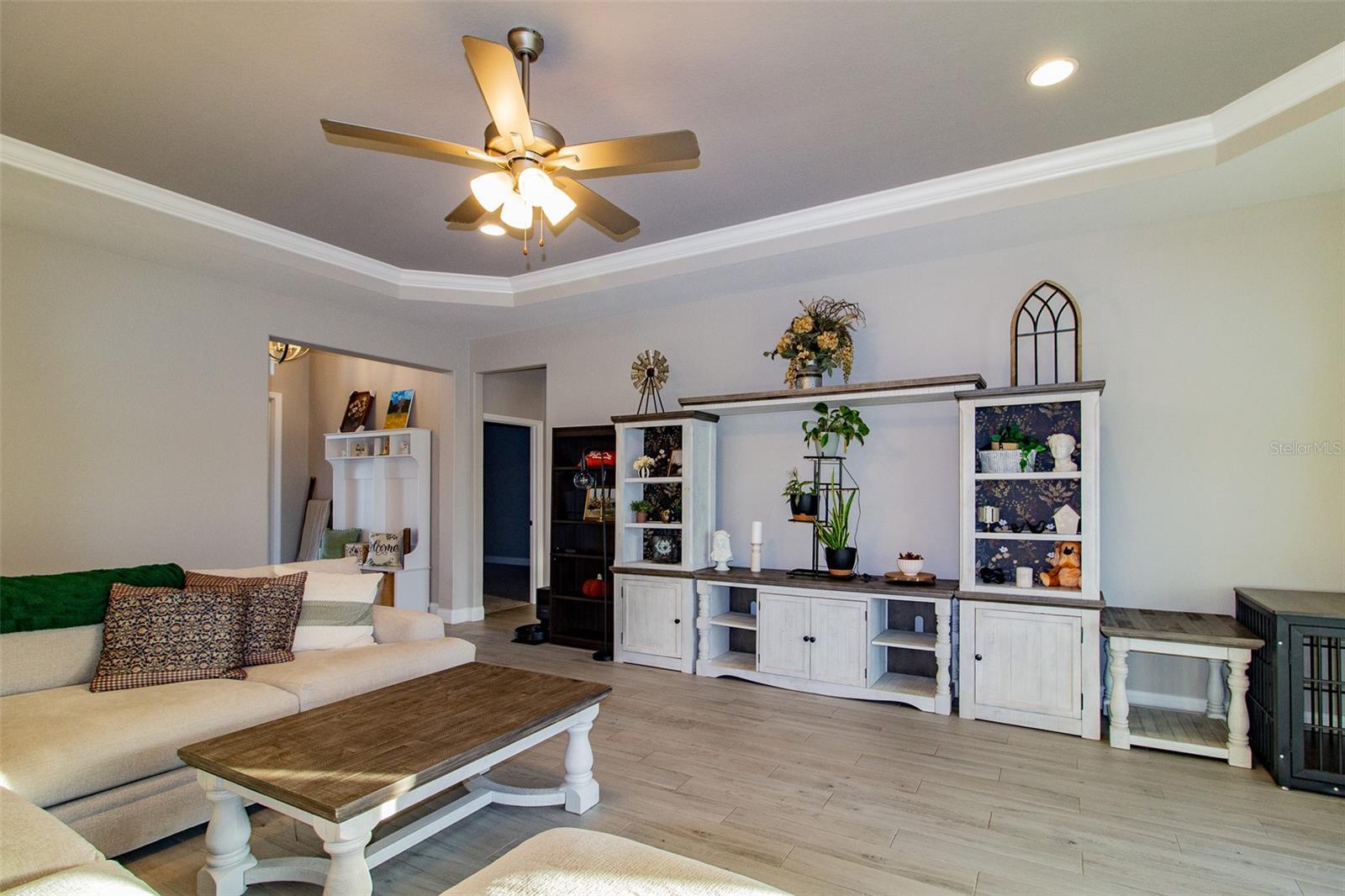 Image 11 of 49 For 5023 Ridgefield Lane