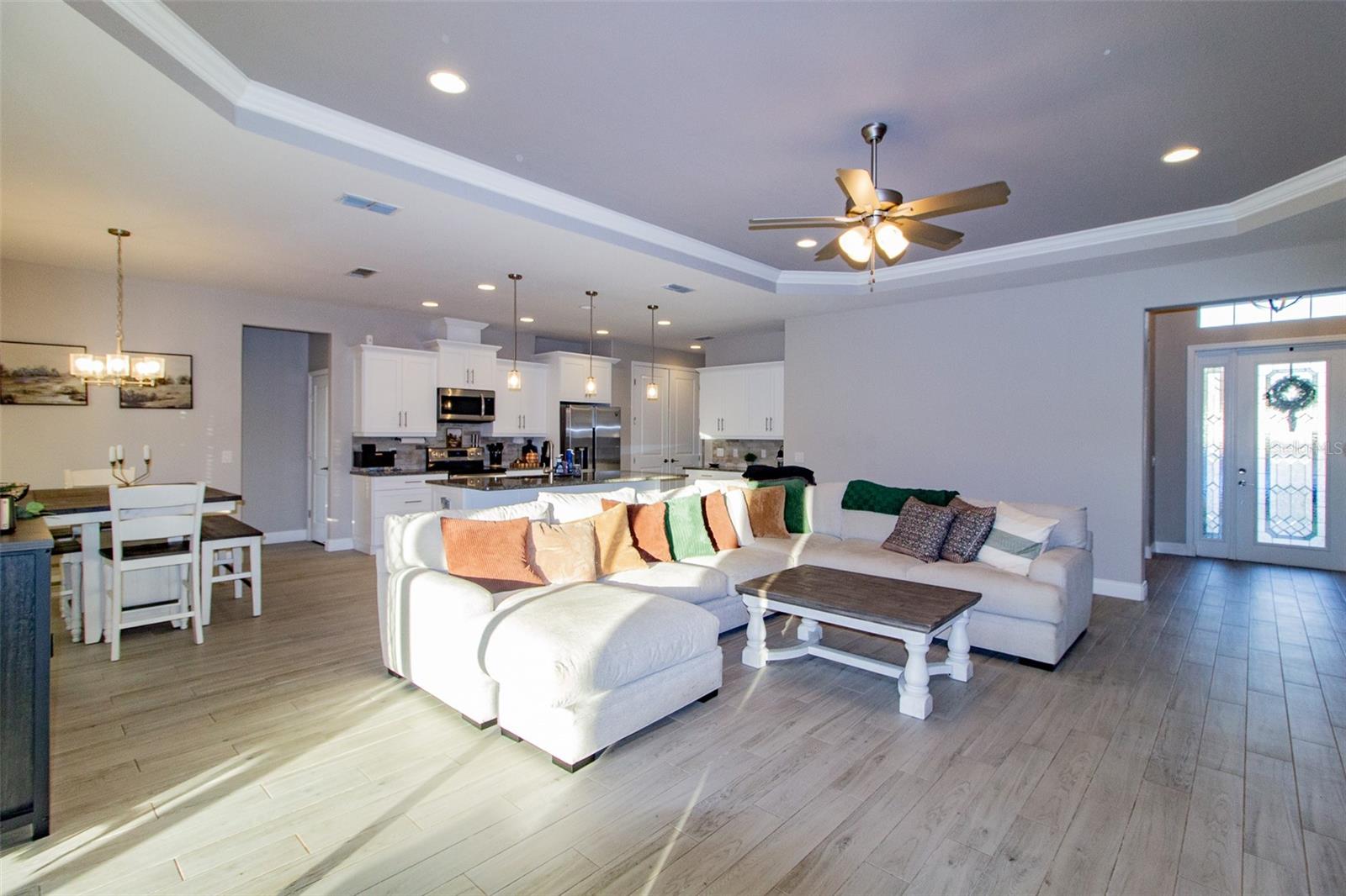 Image 14 of 49 For 5023 Ridgefield Lane