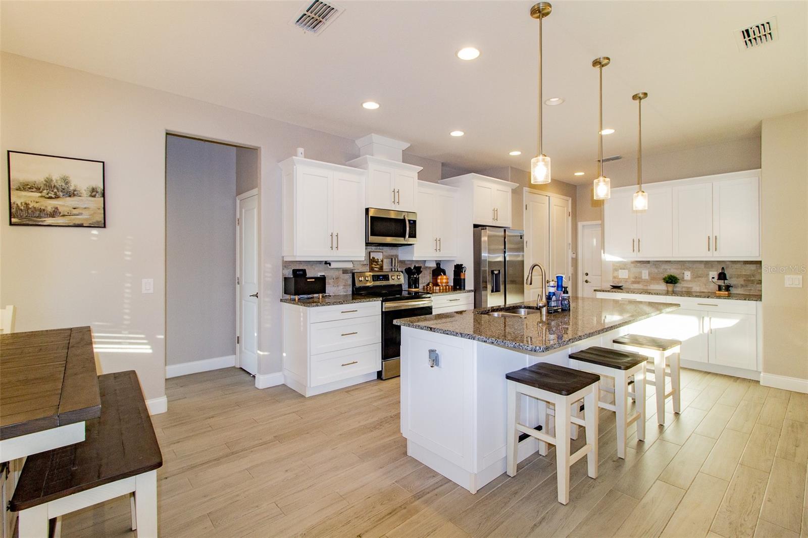 Image 16 of 49 For 5023 Ridgefield Lane