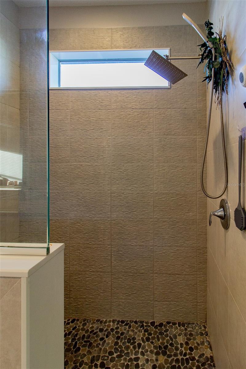 Image 27 of 49 For 5023 Ridgefield Lane