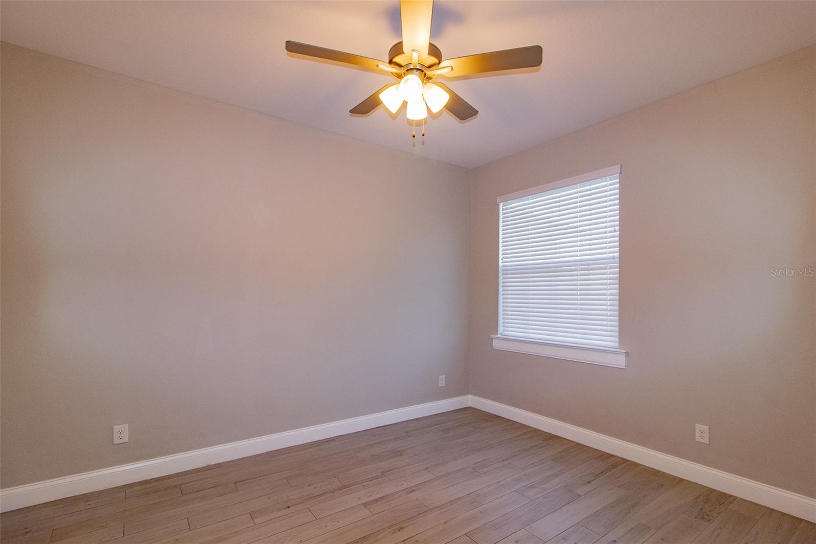 Image 34 of 49 For 5023 Ridgefield Lane