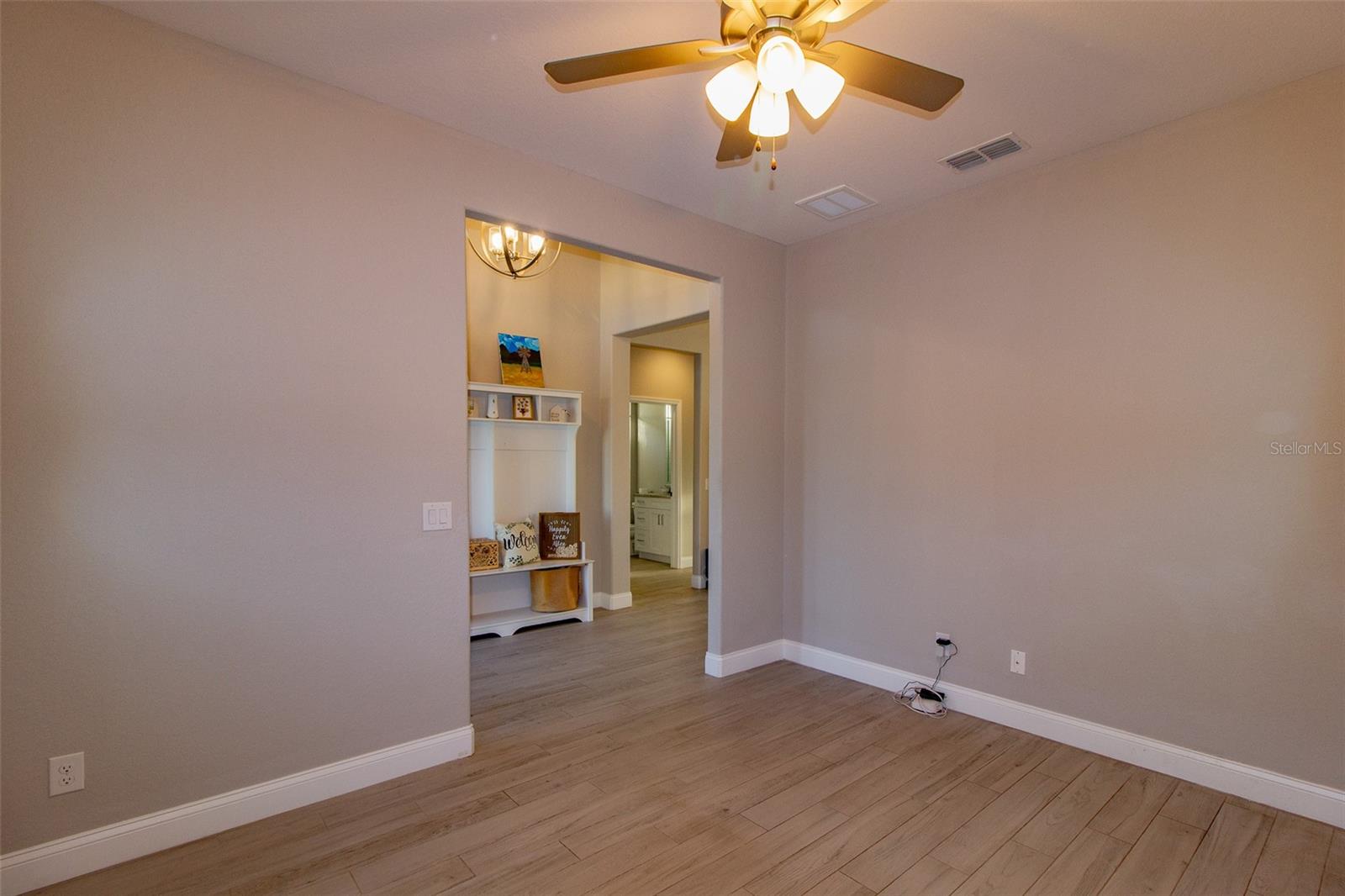 Image 40 of 49 For 5023 Ridgefield Lane