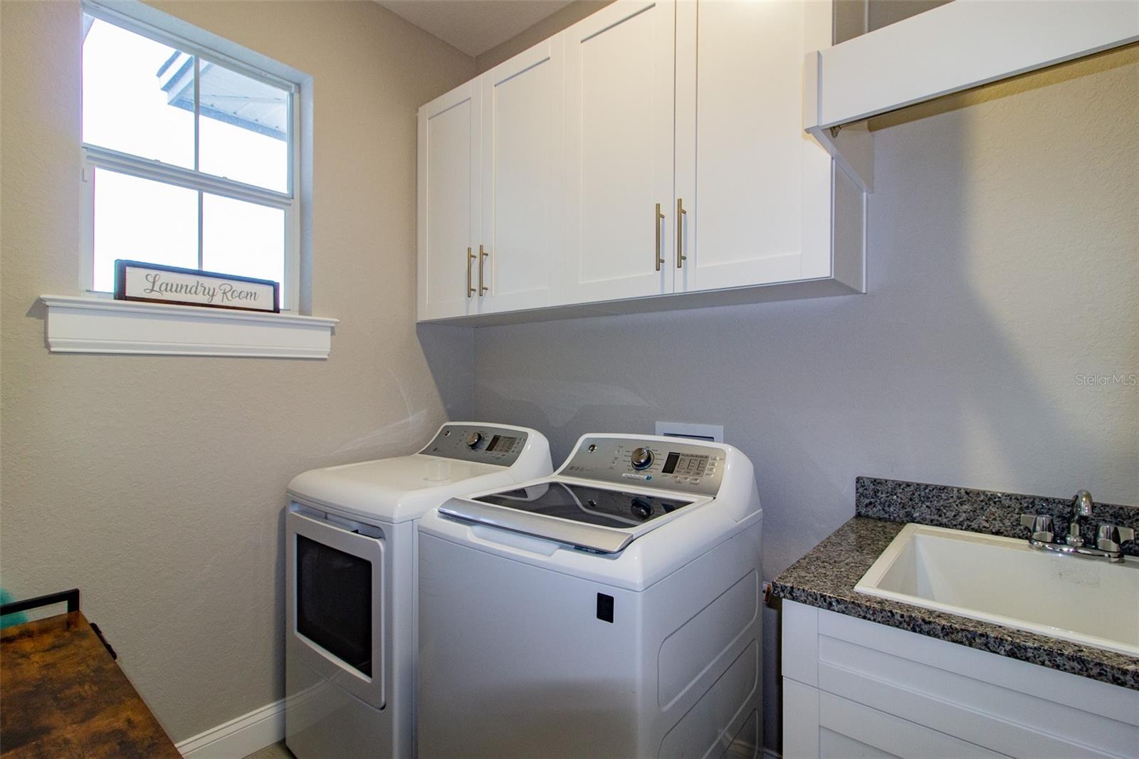 Image 41 of 49 For 5023 Ridgefield Lane