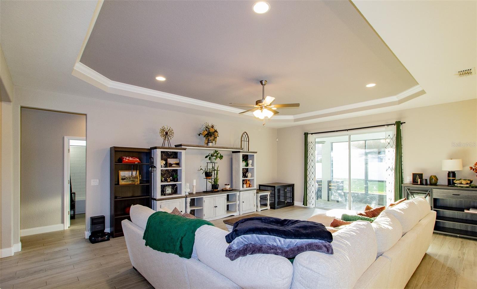 Image 9 of 49 For 5023 Ridgefield Lane