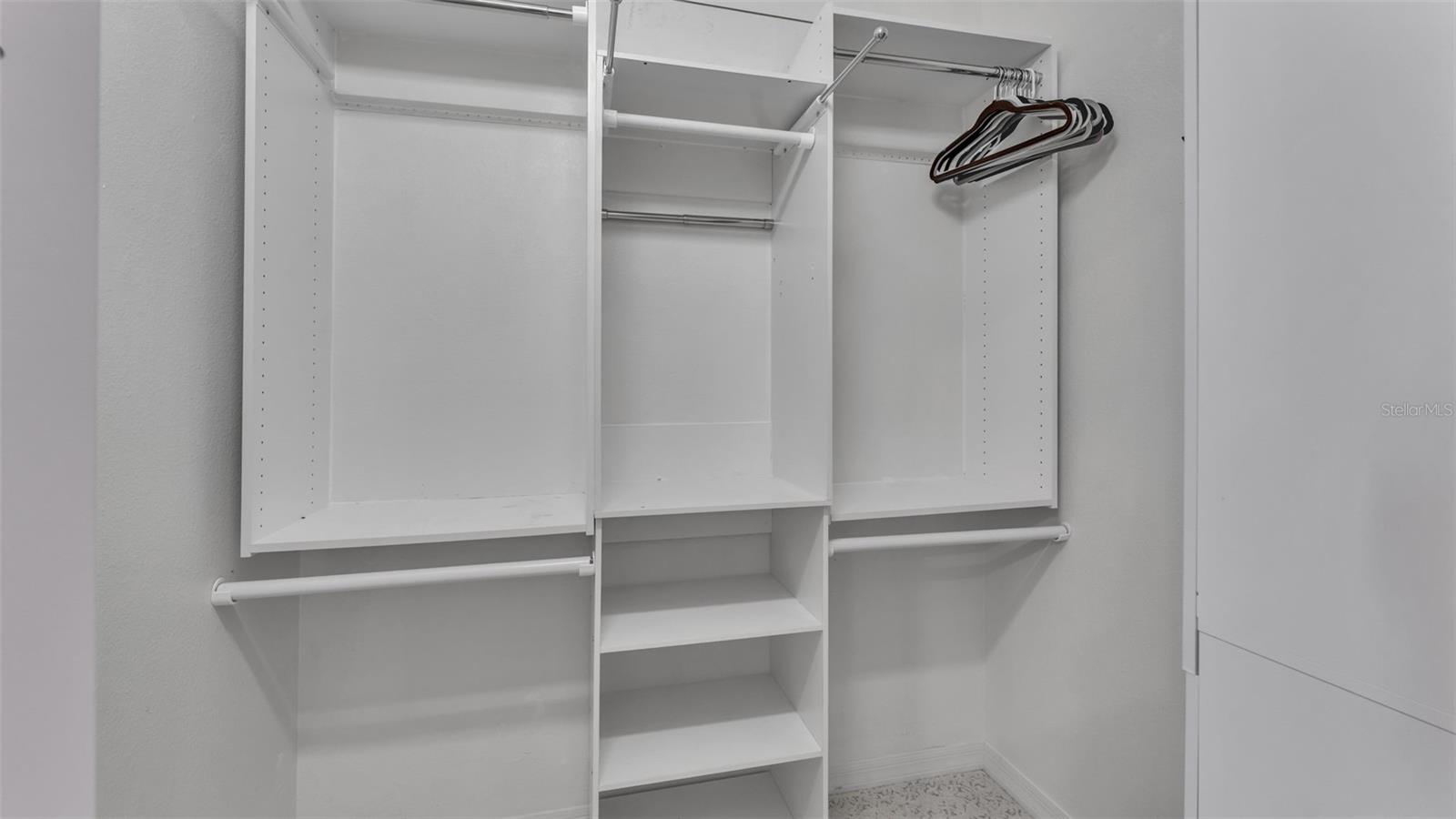 Image 31 of 57 For 2104 Longleaf Circle