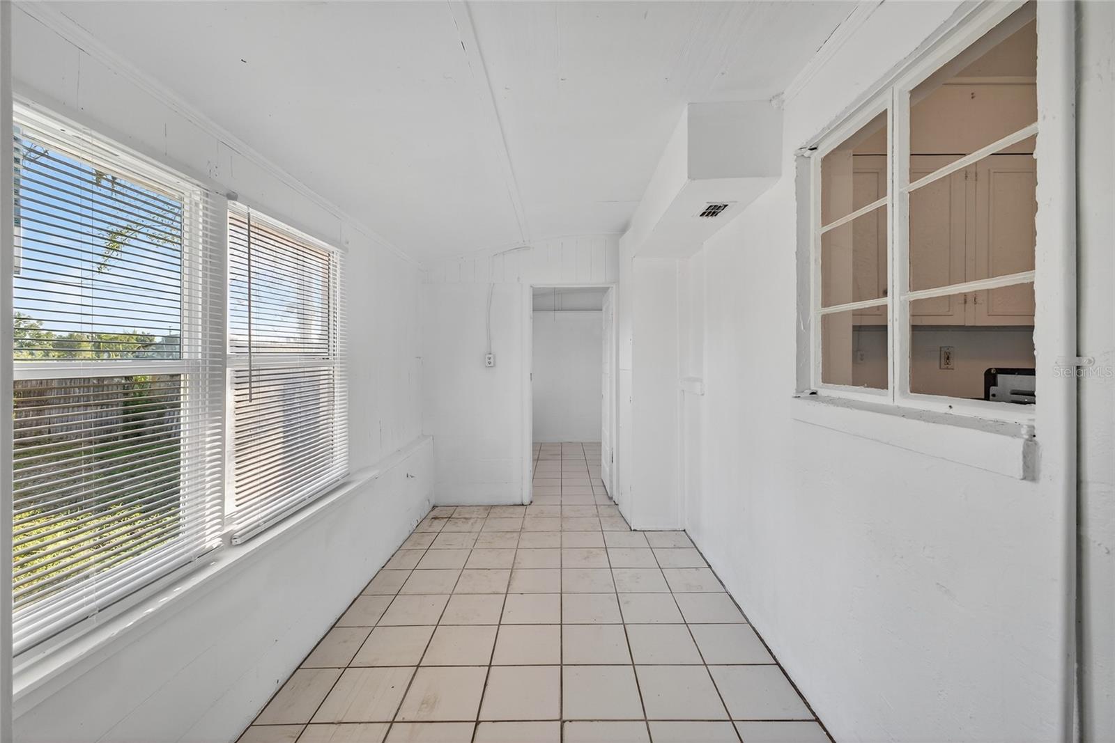 Image 9 of 11 For 147 Palm Drive