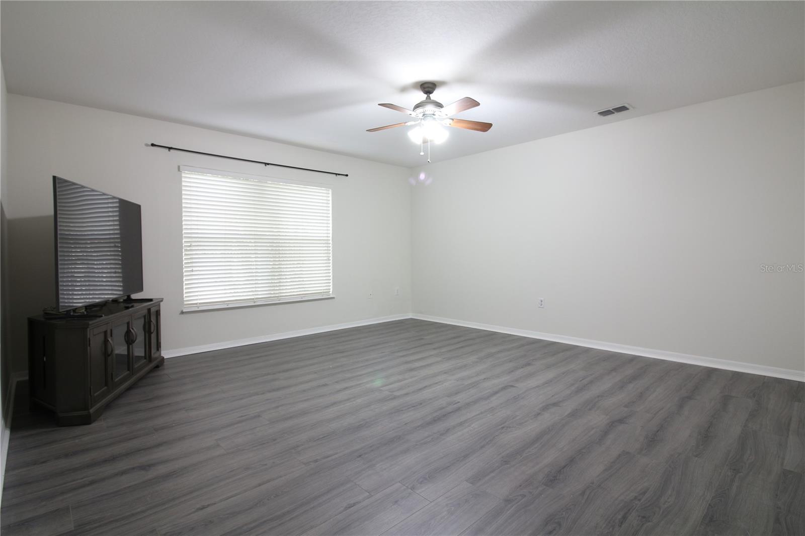 Image 14 of 26 For 1222 Myopia Hunt Club Drive