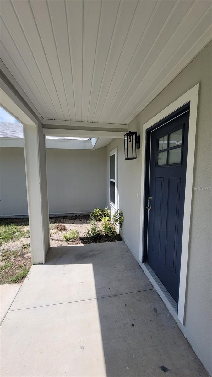 Image 17 of 26 For 13572 102nd Court