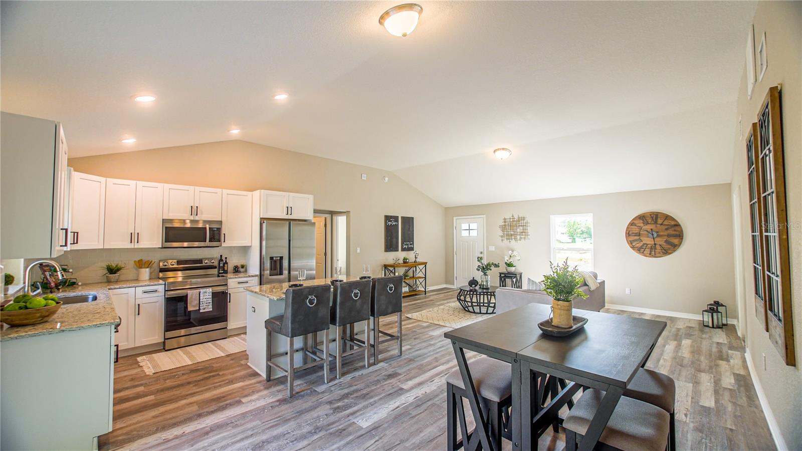 Image 21 of 26 For 13572 102nd Court