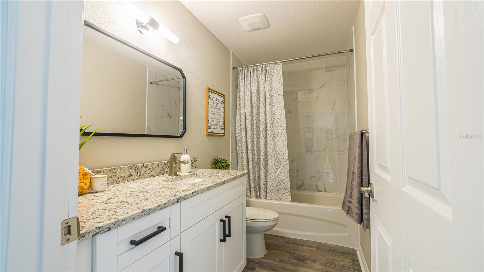 Image 23 of 26 For 13572 102nd Court