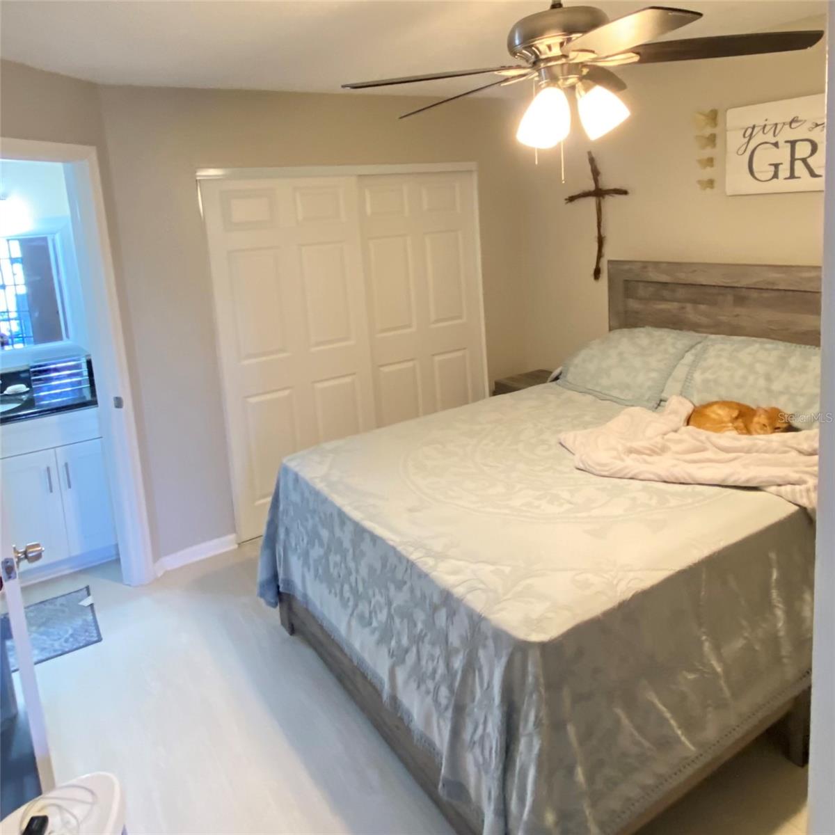 Image 16 of 38 For 429 Fountainhead Circle 121