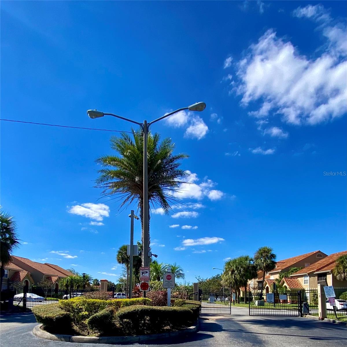 Image 34 of 38 For 429 Fountainhead Circle 121