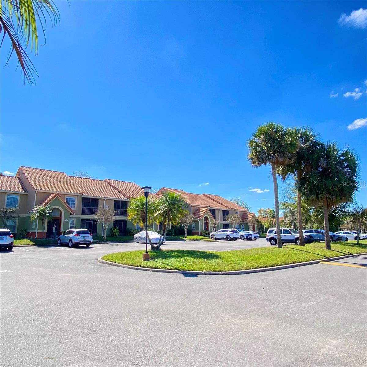 Image 35 of 38 For 429 Fountainhead Circle 121