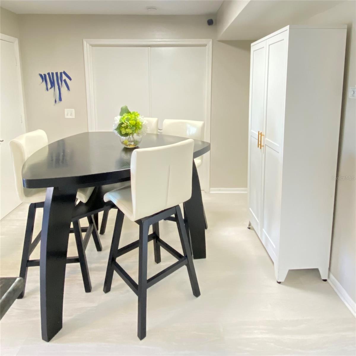 Image 8 of 38 For 429 Fountainhead Circle 121