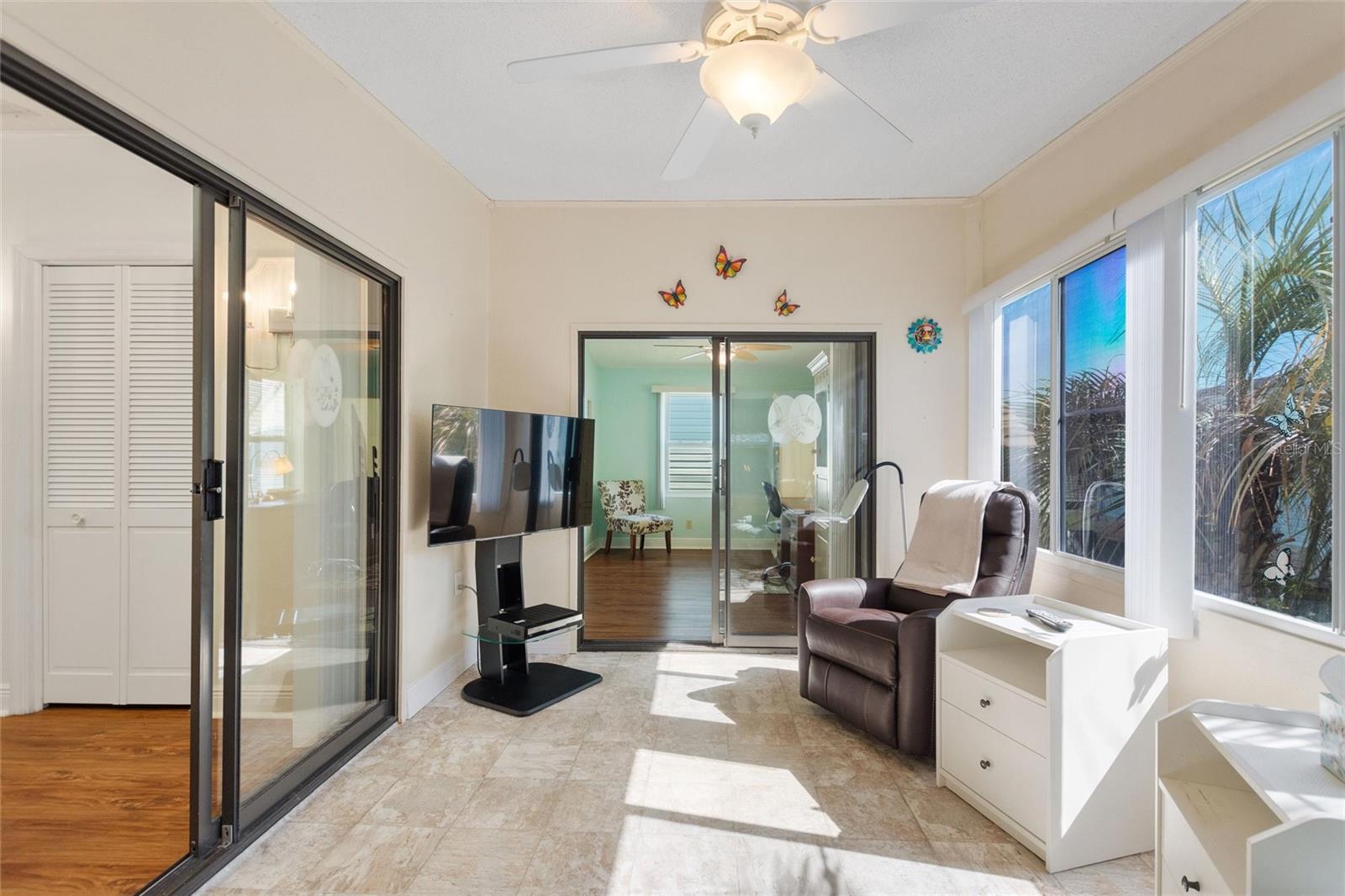 Image 33 of 53 For 249 Ramsgate Way