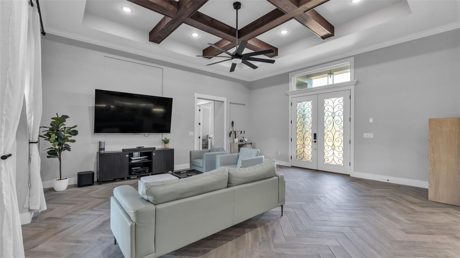 Image 8 of 60 For 1586 Martin Luther King Boulevard Ne