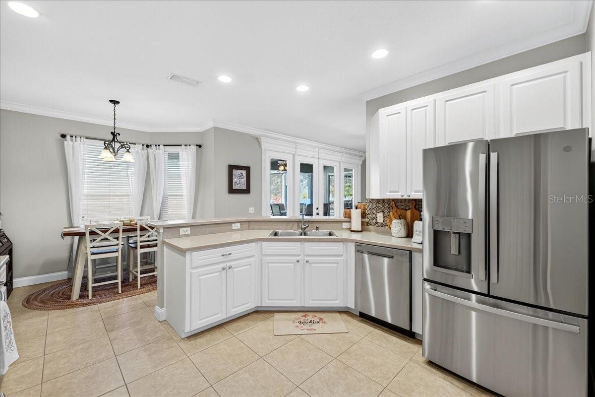 Image 14 of 51 For 3928 Sunnywood Circle