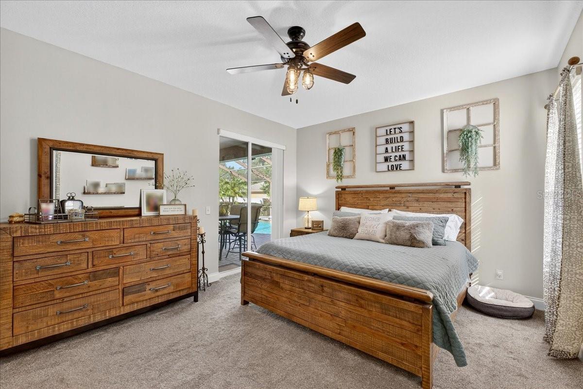 Image 19 of 51 For 3928 Sunnywood Circle