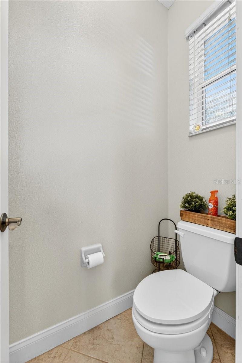 Image 25 of 51 For 3928 Sunnywood Circle