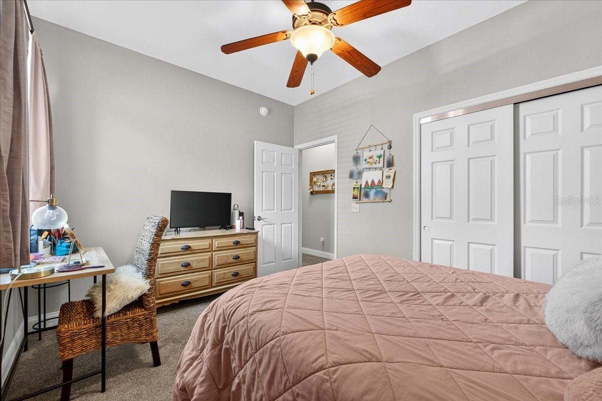 Image 30 of 51 For 3928 Sunnywood Circle