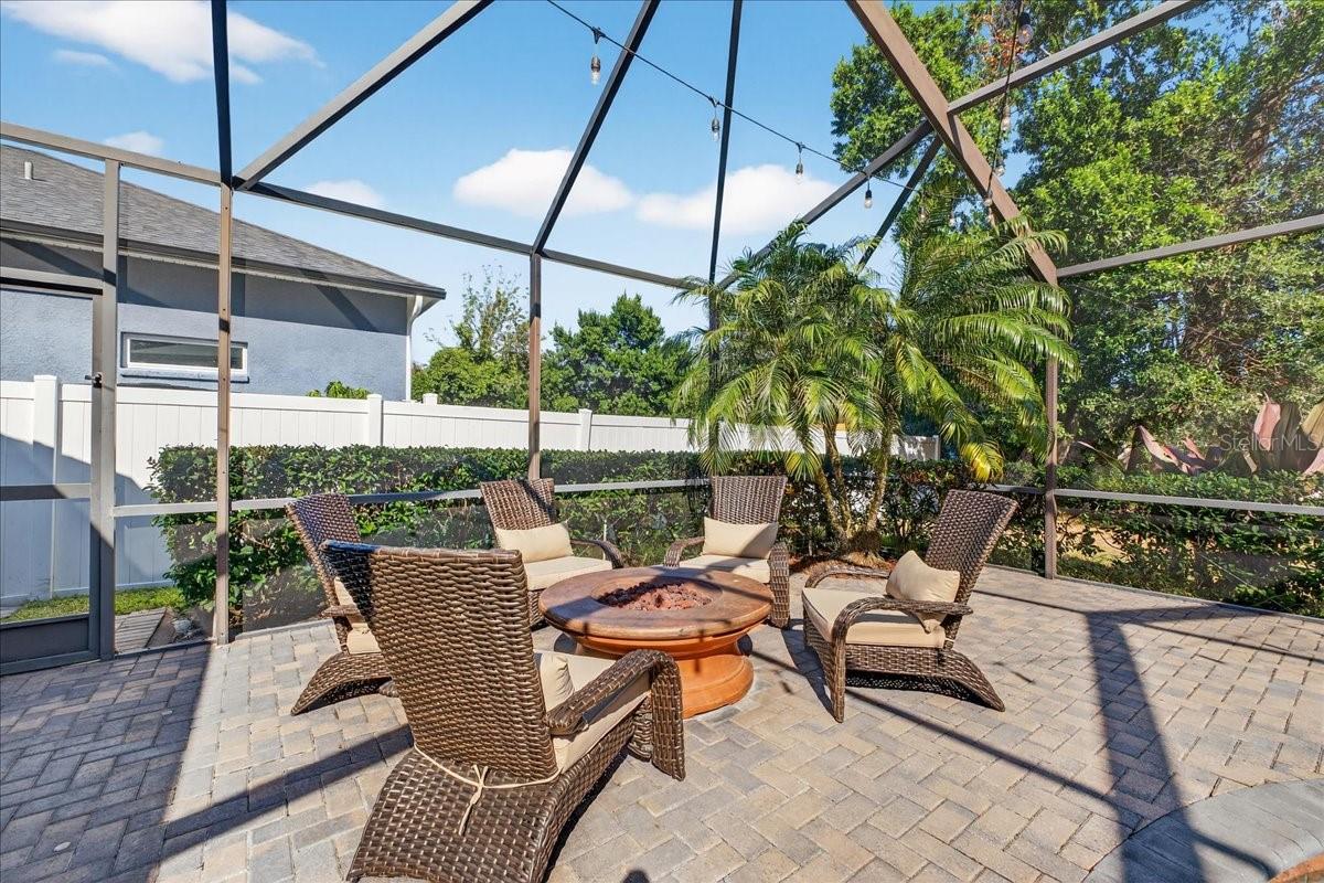 Image 43 of 51 For 3928 Sunnywood Circle