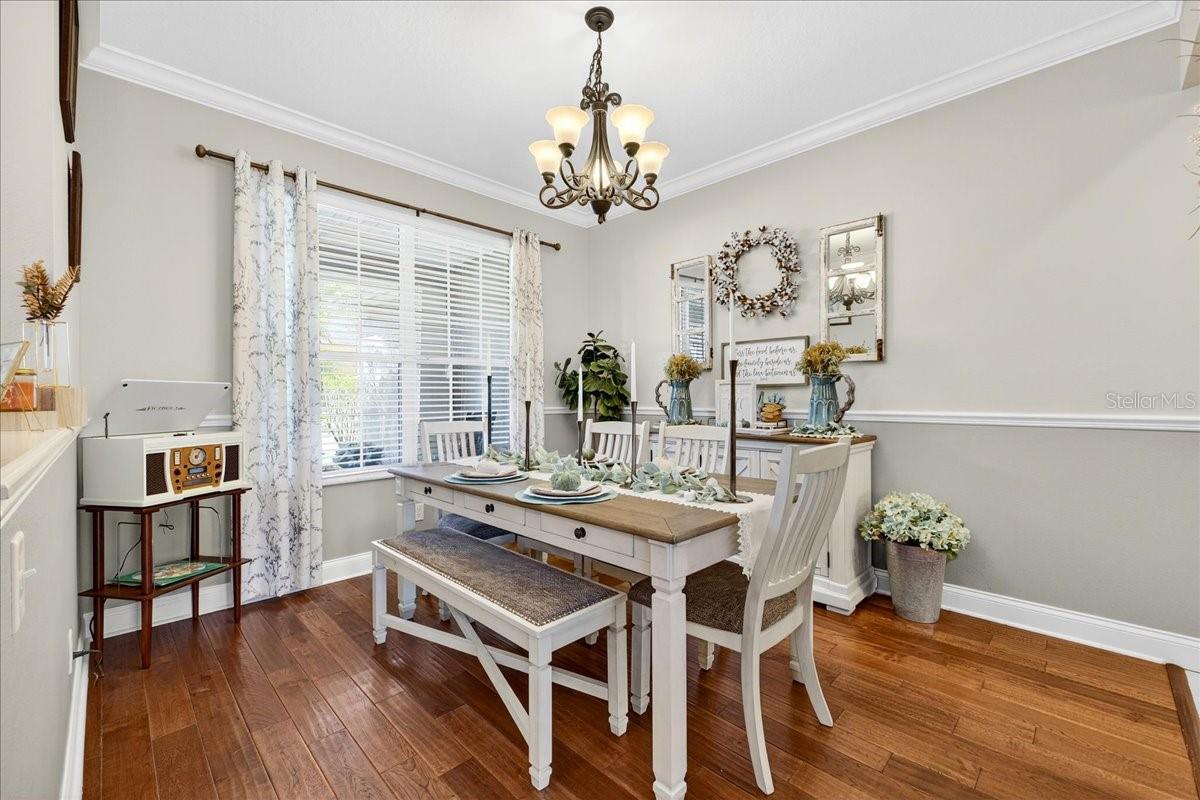 Image 6 of 51 For 3928 Sunnywood Circle