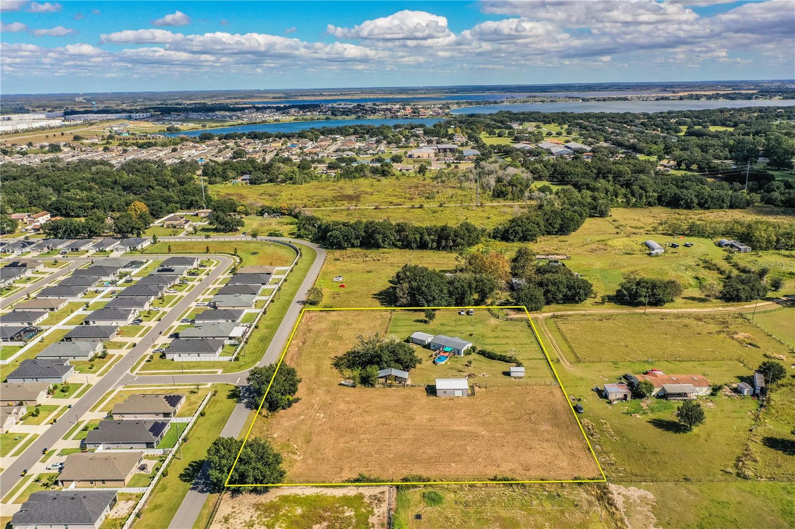 Image 10 of 41 For 318 Skyblue Lane