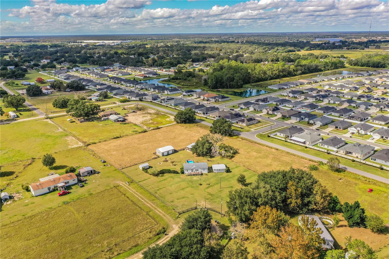 Image 2 of 41 For 318 Skyblue Lane