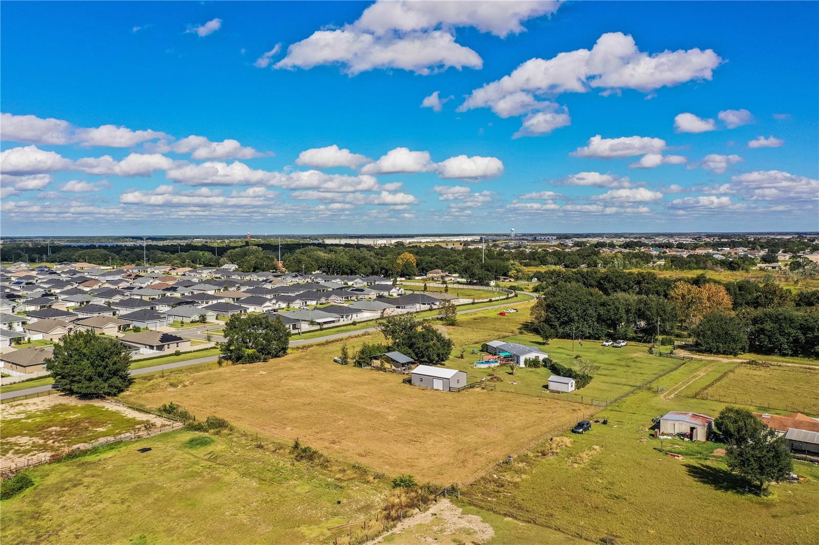 Image 34 of 41 For 318 Skyblue Lane