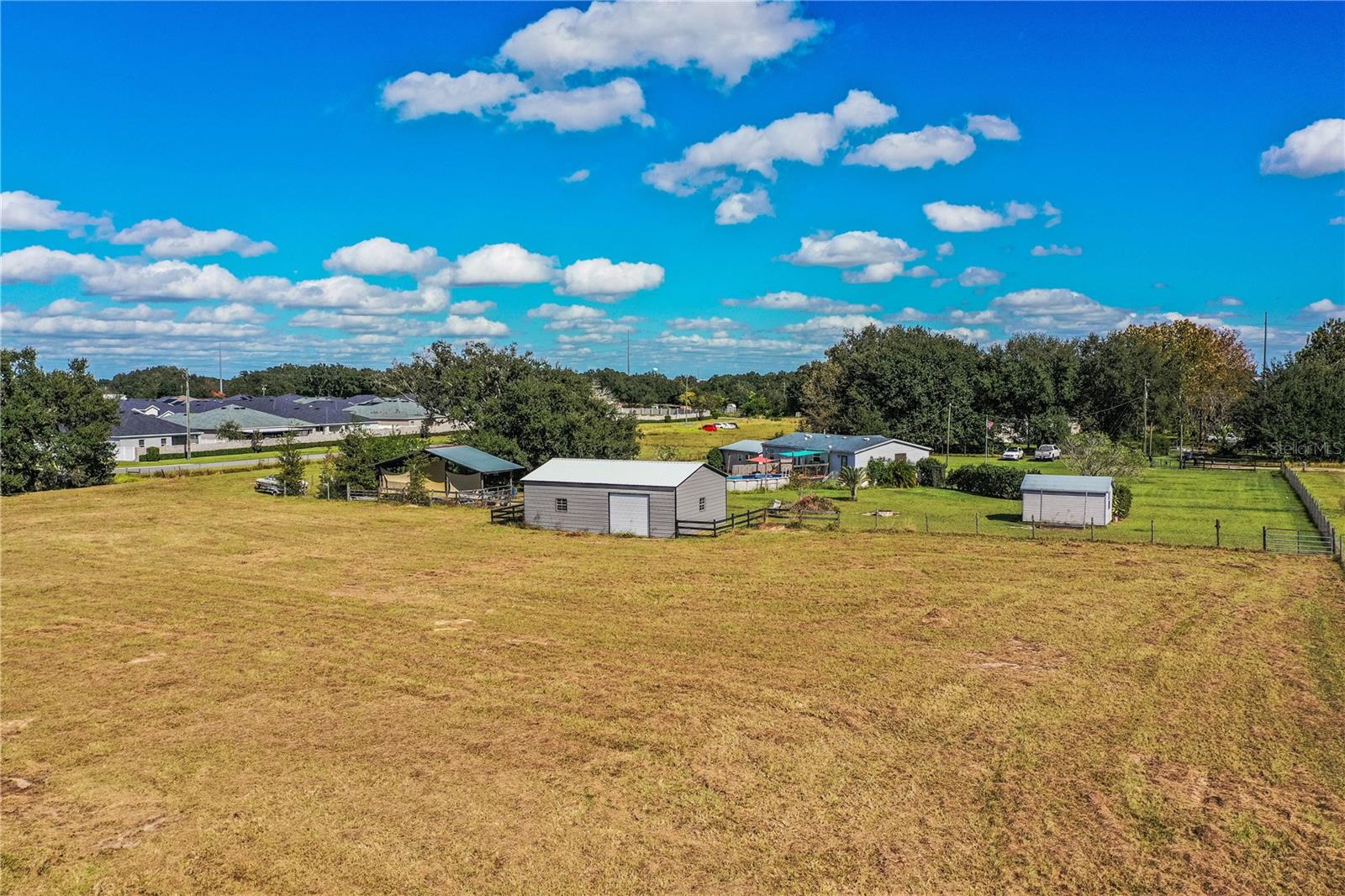 Image 35 of 41 For 318 Skyblue Lane