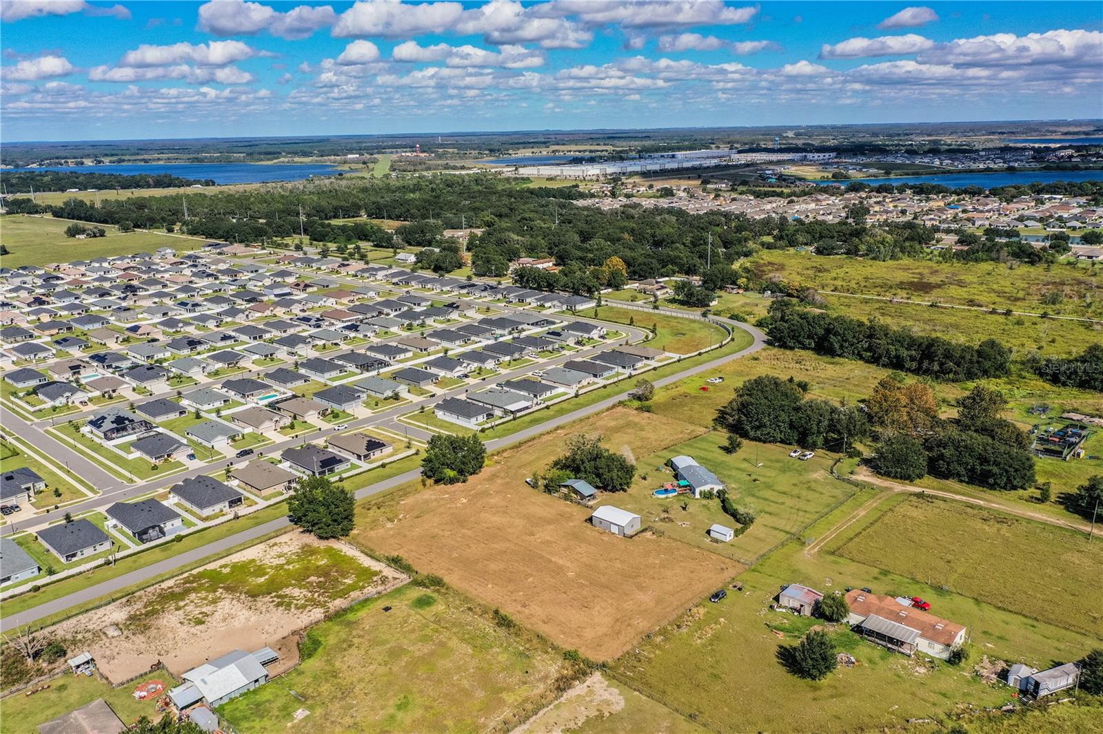 Image 9 of 41 For 318 Skyblue Lane