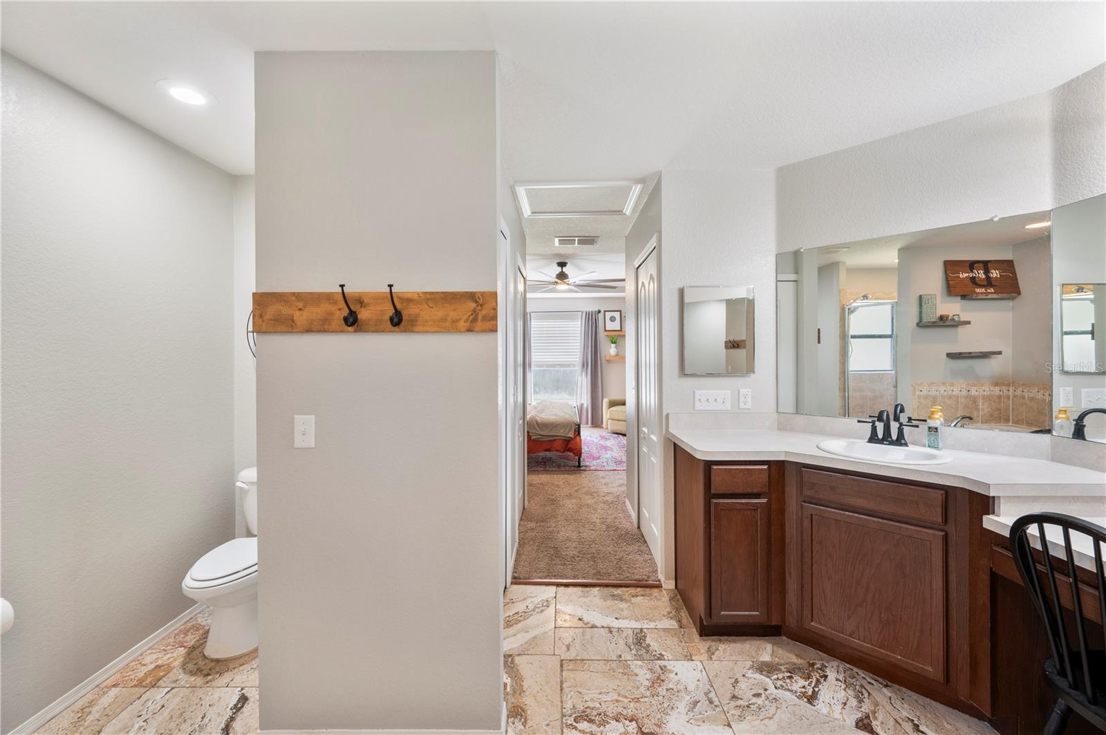 Image 21 of 36 For 6436 Evergreen Park Drive