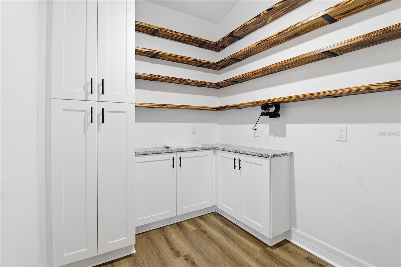 Image 11 of 59 For 1736 Itchepackesassa Drive