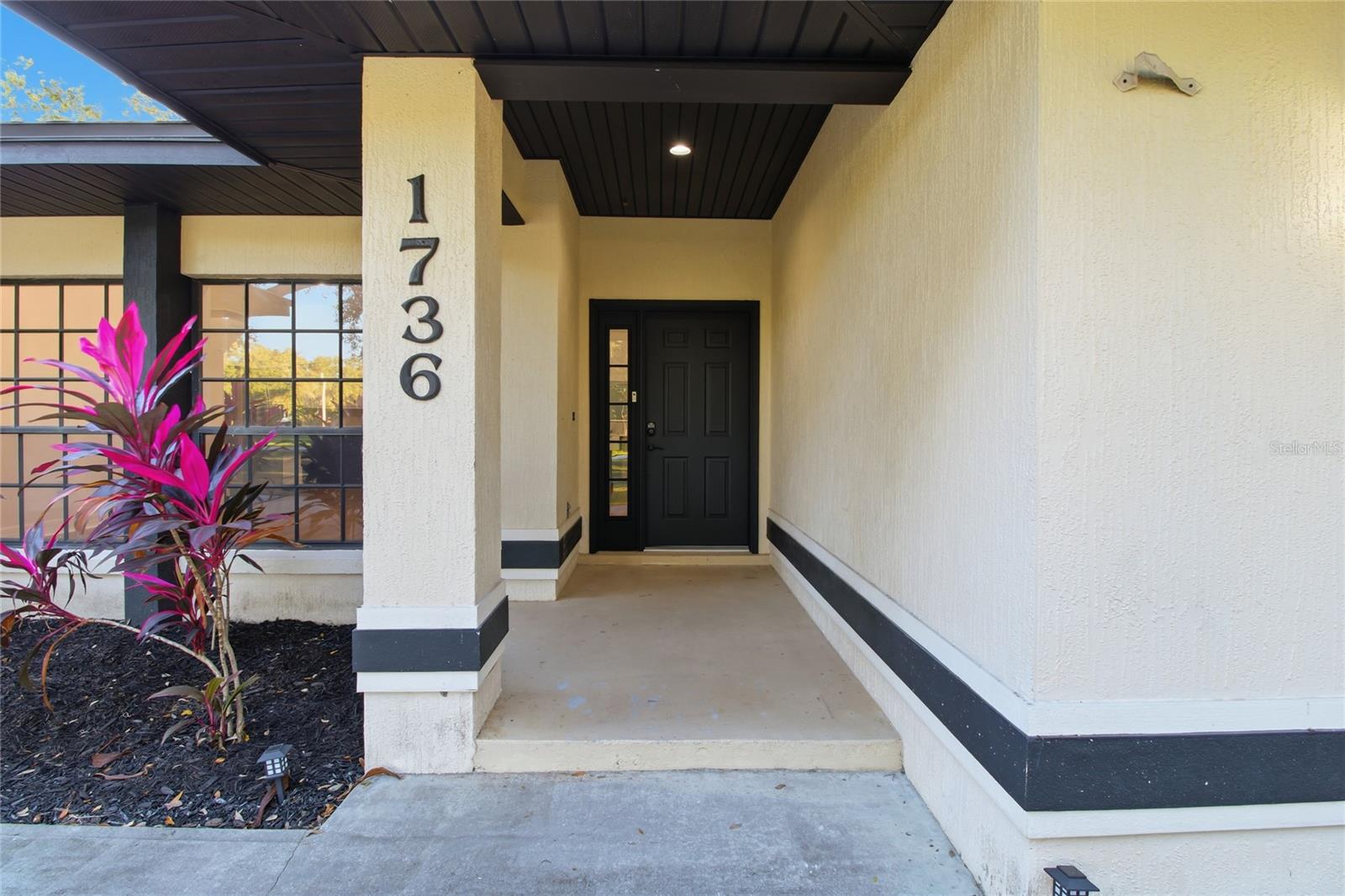 Image 2 of 59 For 1736 Itchepackesassa Drive