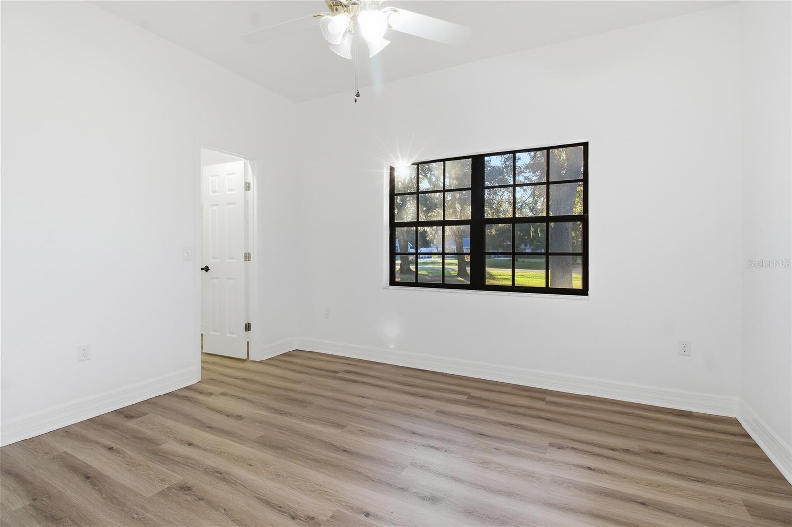 Image 31 of 59 For 1736 Itchepackesassa Drive