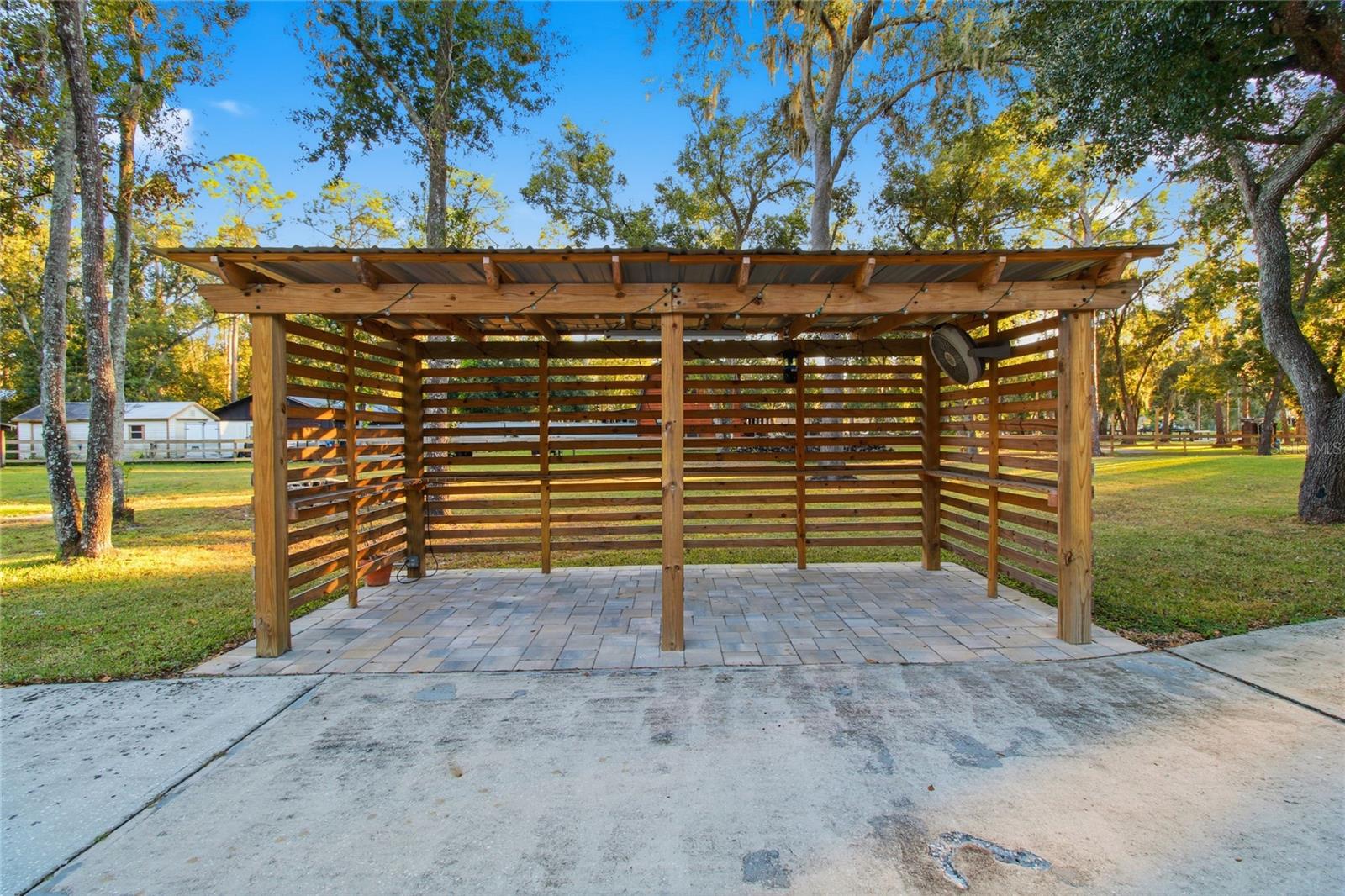 Image 41 of 59 For 1736 Itchepackesassa Drive