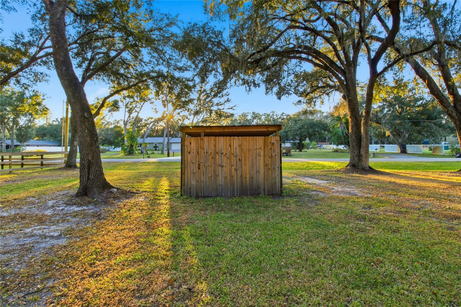 Image 49 of 59 For 1736 Itchepackesassa Drive