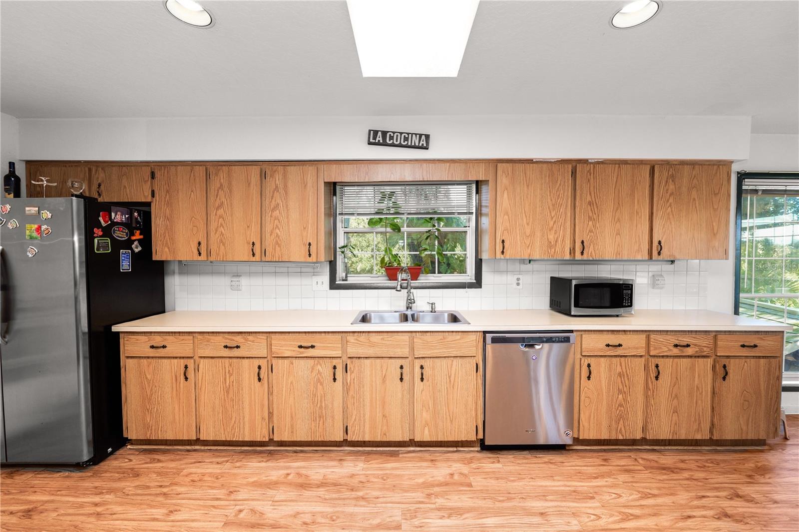 Image 20 of 100 For 109 4th Avenue