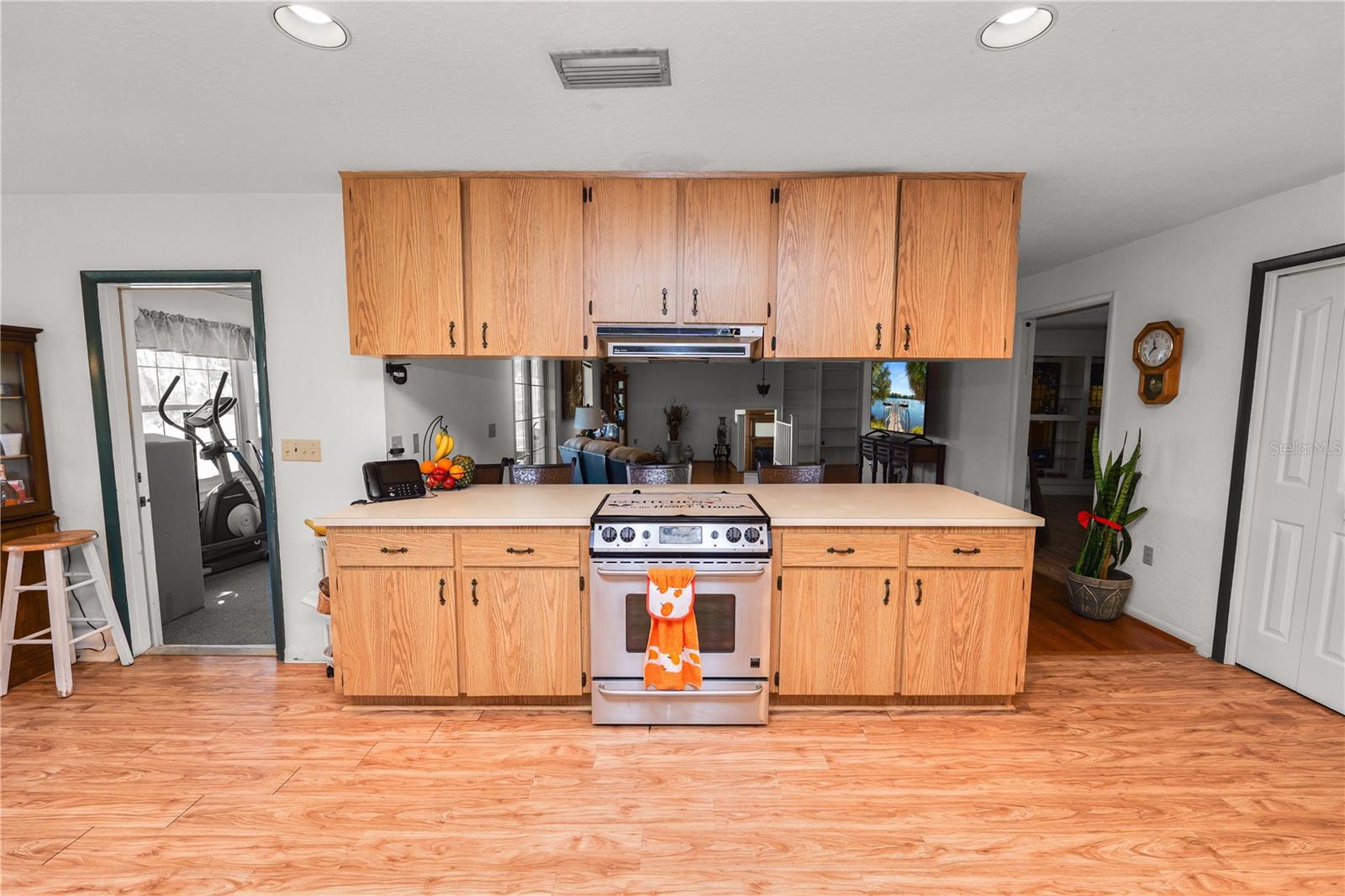 Image 21 of 100 For 109 4th Avenue