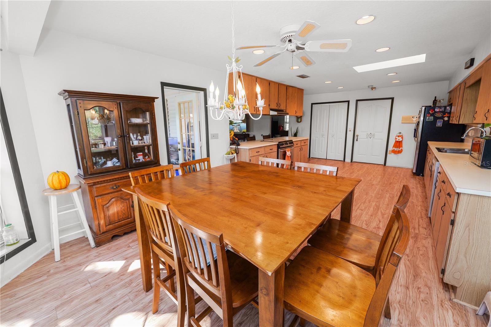 Image 25 of 100 For 109 4th Avenue