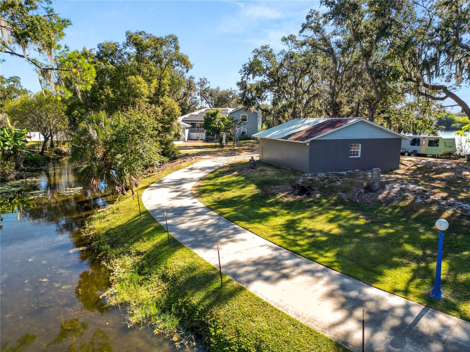 Image 3 of 100 For 109 4th Avenue