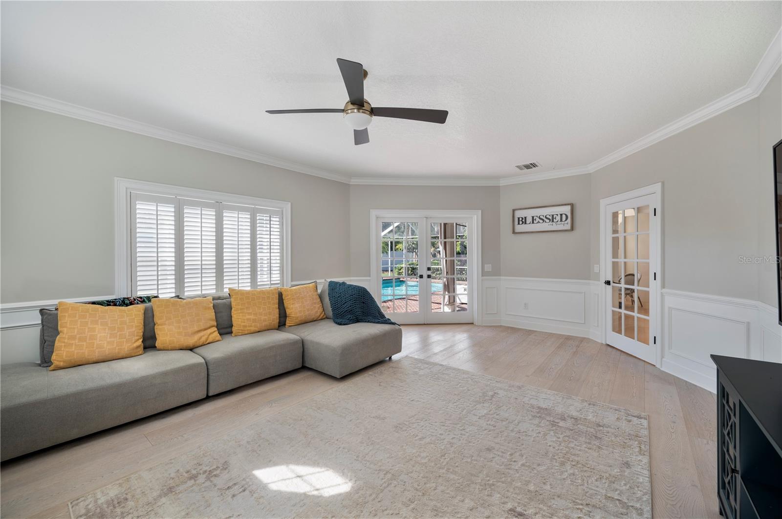 Image 34 of 93 For 1909 New Jersey Road