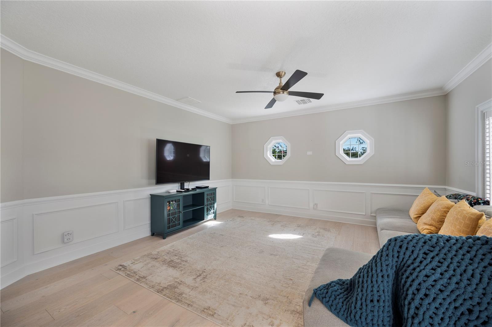 Image 36 of 93 For 1909 New Jersey Road