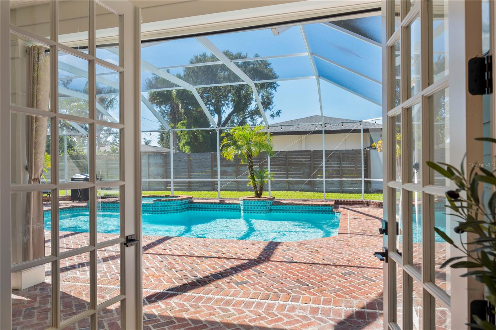 Image 40 of 93 For 1909 New Jersey Road