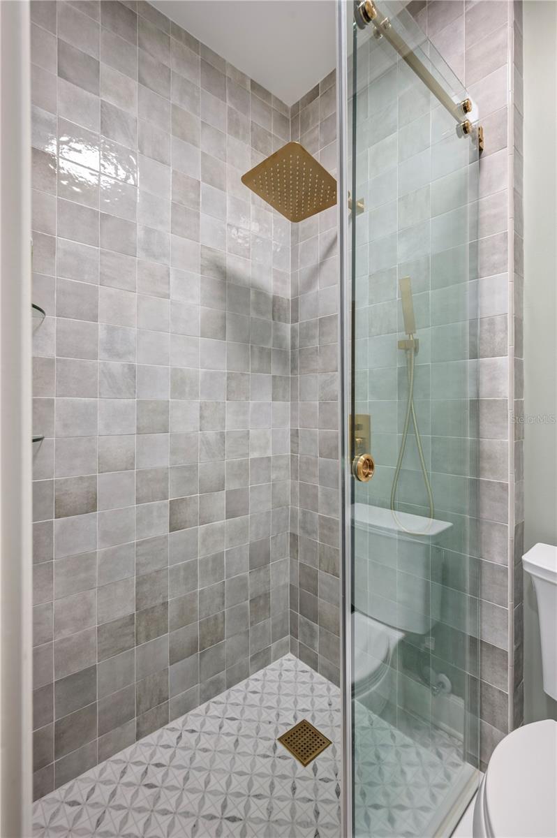 Image 55 of 93 For 1909 New Jersey Road