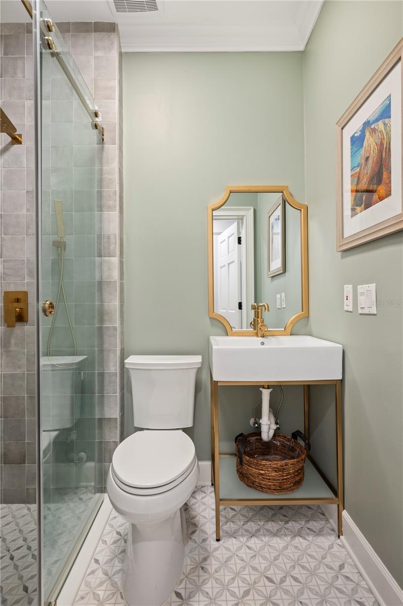 Image 56 of 93 For 1909 New Jersey Road