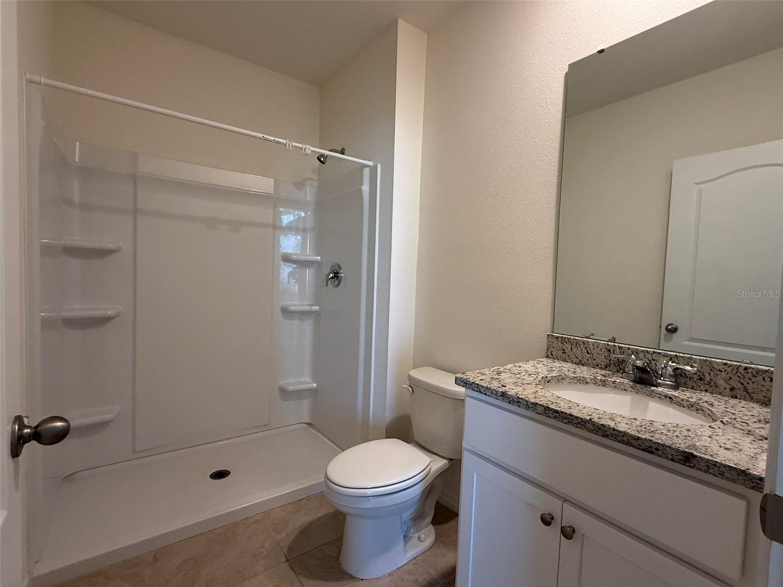 Image 14 of 38 For 915 Waterfall Boulevard