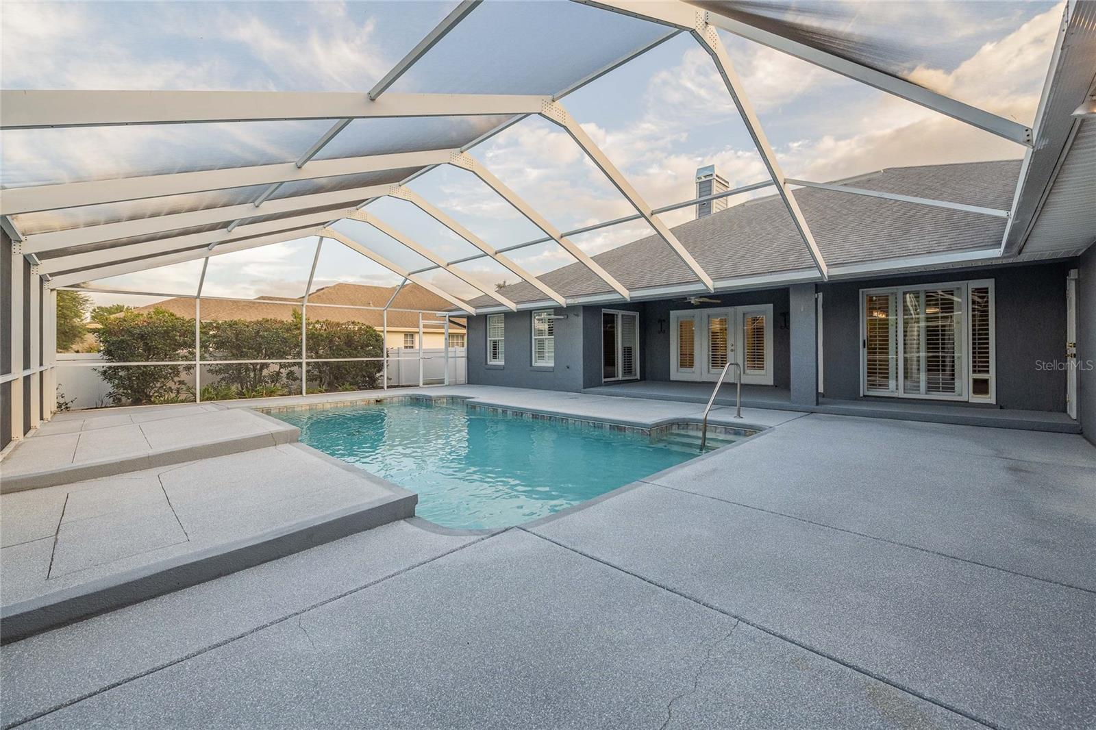 Image 14 of 52 For 5564 Summerland Hills Circle 0