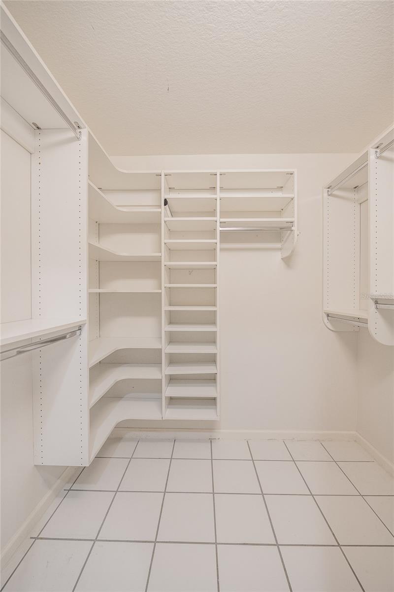 Image 23 of 52 For 5564 Summerland Hills Circle 0